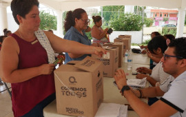 Brinda ‘Mujer es Vida’ seguridad alimentaria a las familias quintanarroenses más necesitadas, destaca Pablo Bustamante