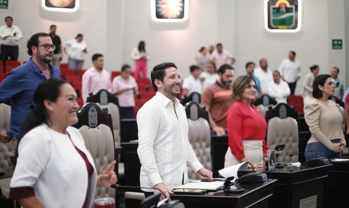Aprueba Congreso reforma para garantizar útiles escolares para estudiantes de escuelas públicas