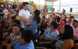 “Cada mes, ‘Mujer Es Vida’ seguirá beneficiando a 50 mil quintanarroenses”: Pablo Bustamante