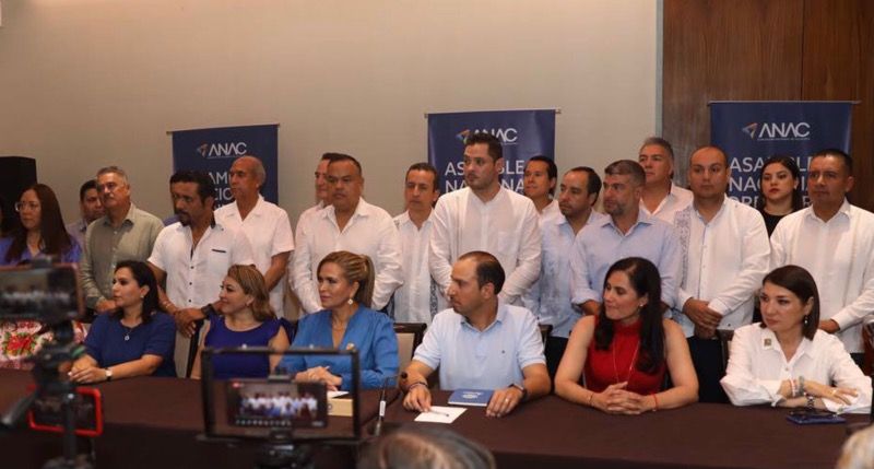 Marko Cortés y alcaldes de PAN le dan fuerte respaldo a Lili Campos en Aniversario de Solidaridad