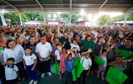 Inicia Renán Sánchez la entrega de más de 60 mil libretas escolares a niñas, niños y jóvenes