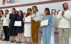 ROMPEOLAS EXTRA | ¡Todos quietos! Mara llama para la foto a Lili en evento sobre transparencia (Video)