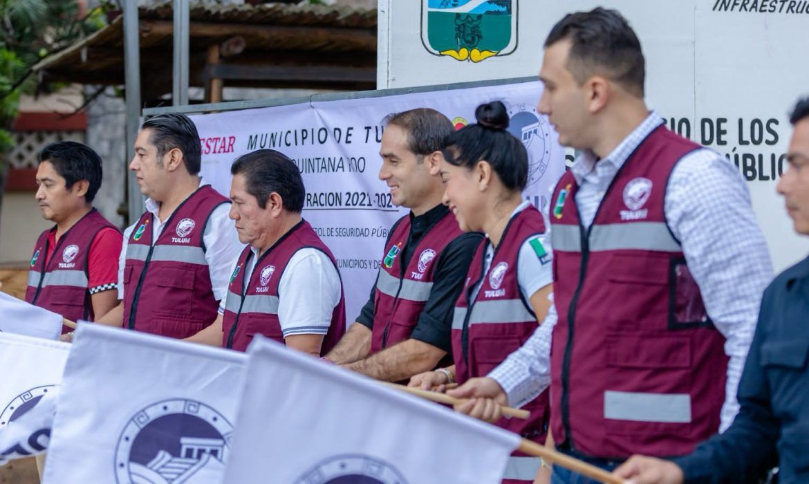 Activa Diego Castañón trabajos para la construcción de tres arcos de Seguridad Pública en Tulum