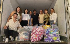 Estefanía Mercado, jóvenes voluntarios y regidores de la 4T entregan al DIF Quintana Roo primer cargamento de ayuda humanitaria