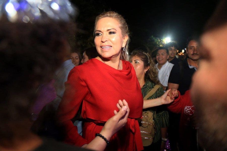 Lili coquetea con ser candidata por el PRI, ante diferencias con la cúpula panista