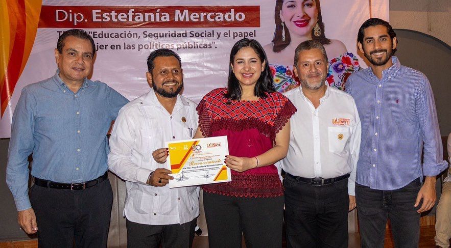 Participa Estefanía Mercado en conversatorio “Educación, Seguridad Social y el Papel de la Mujer en las Políticas Públicas”