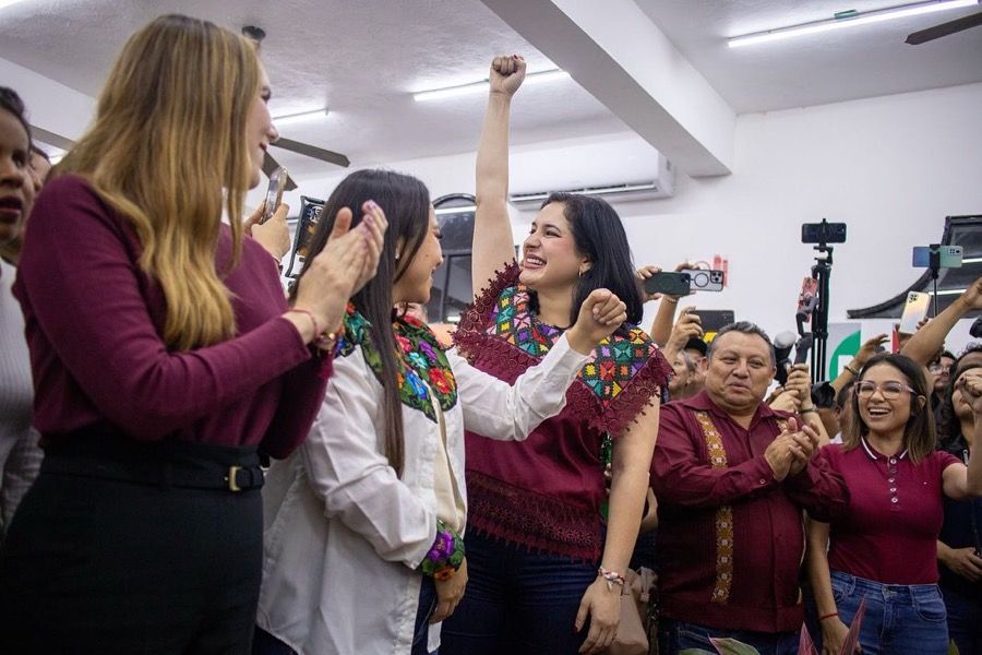 Estefanía se suma formalmente a la carrera por la sucesión del 2027