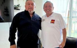 Nivardo y Mayito se sacan la “foto de la unidad” en Lázaro Cárdenas ¿cuánto durará la pax marista?