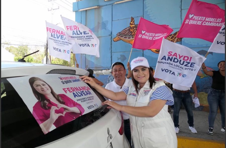 Fernanda Alvear propone consolidar obras y servicios en Puerto Morelos