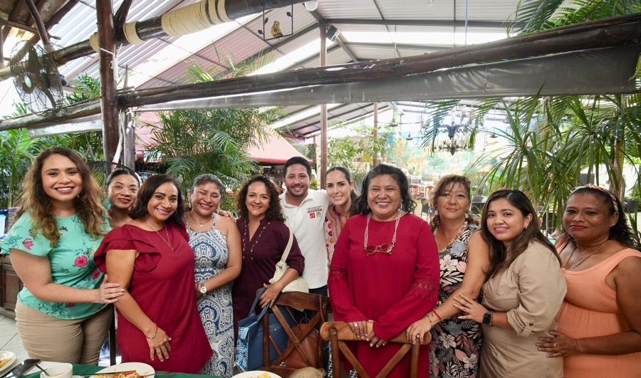 Destaca Renán Sánchez labor invaluable de las educadoras en la transformación de Cozumel y Quintana Roo