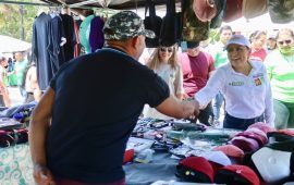 Visita Blanca Merari tianguis de Leona Vicario, y ofrece mas espacios para comerciar productos