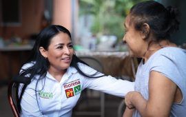 Reafirma Blanca Merari compromiso con madres y padres de familia en Puerto Morelos