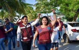 Estefanía Mercado se compromete con becas escolares y empleo para la juventud solidarense