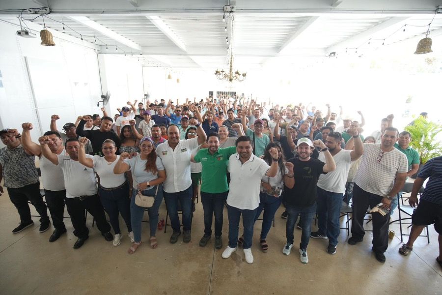 Lleva Renán Sánchez mensaje de transformación a trabajadores del volante