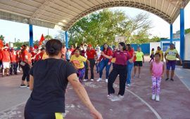 Ofrece Estefanía Mercado más becas para jóvenes; “nadie se debe quedar atrás”