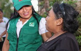 Blanca Merari promete que garantizará el bienestar y la prosperidad a las mamás de Puerto Morelos