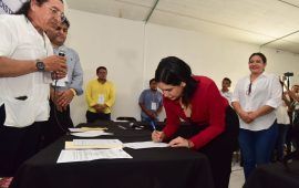 Alcaldes electos reciben constancia de mayoría, y Yensunni adelanta que gana por 600 votos