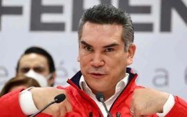 “Alito” quiere reelegirse en el PRI hasta 2032, y advierten que el partido firmaría su acta de defunción