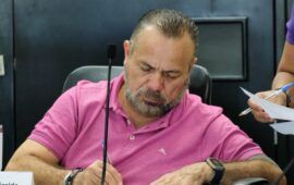 “Imoveqroo no está haciendo su trabajo” | Julián Ricalde advierte que mototaxis pueden crear una crisis en Isla Mujeres