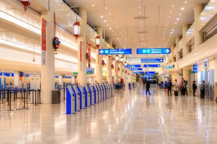 ¿CRISIS EN PUERTA? Se desploma 14.6% actividad en Aeropuerto de Cancún en julio (documento)