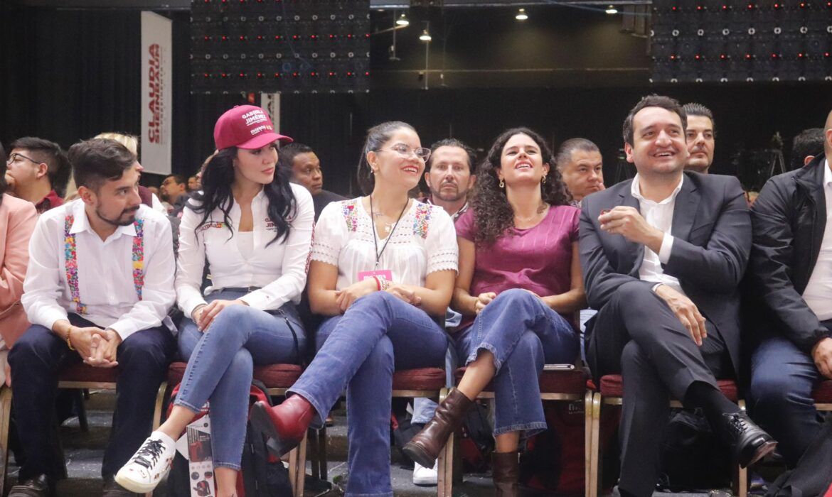 AMLO se queda con el control de MORENA; eligen a Luisa María y Andy en la dirigencia (lista completa de cargos)