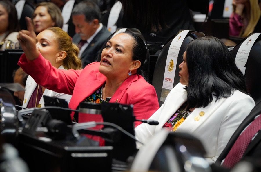 Elda Xix va a Educación para que Marybel asuma como diputada, pero intentan que la ex senadora no se quede con alguna comisión clave en el Congreso