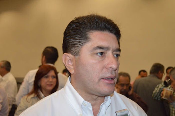 Félix advierte a los adelantados para el 27 que “les van a caer a patadas”
