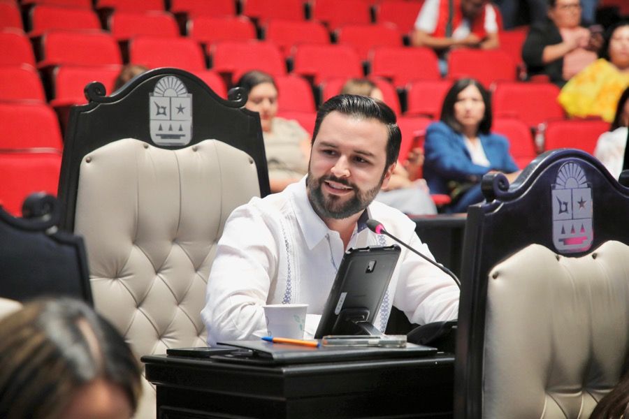 Presenta Eric Arcila iniciativa para atención especializada y protección a personas que padecen de salud mental  