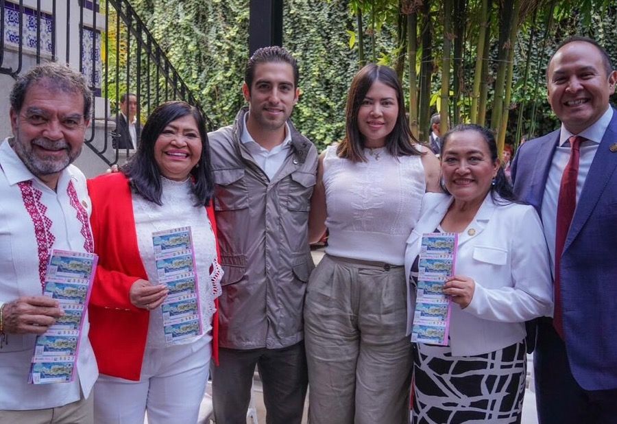 Claudia regaña a sus legisladores porque no salen del Congreso; “su tarea fundamental es regresar a territorio”, dice