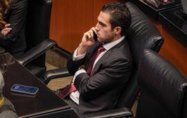 Vocería de Gino Segura dice que licencia al Senado fue sólo por un día, y ya se reincorporó