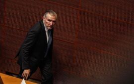 SE ROMPE MORENA, A 3 MESES DE LA SALIDA DE AMLO | Adán Augusto acusa a Monreal de corrupción