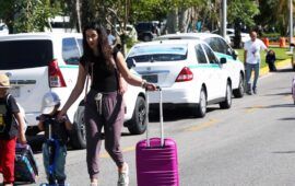 Mara propone agravar penas para taxistas que ataquen a Uber o turistas, y delitos se perseguirán de oficio (documento)