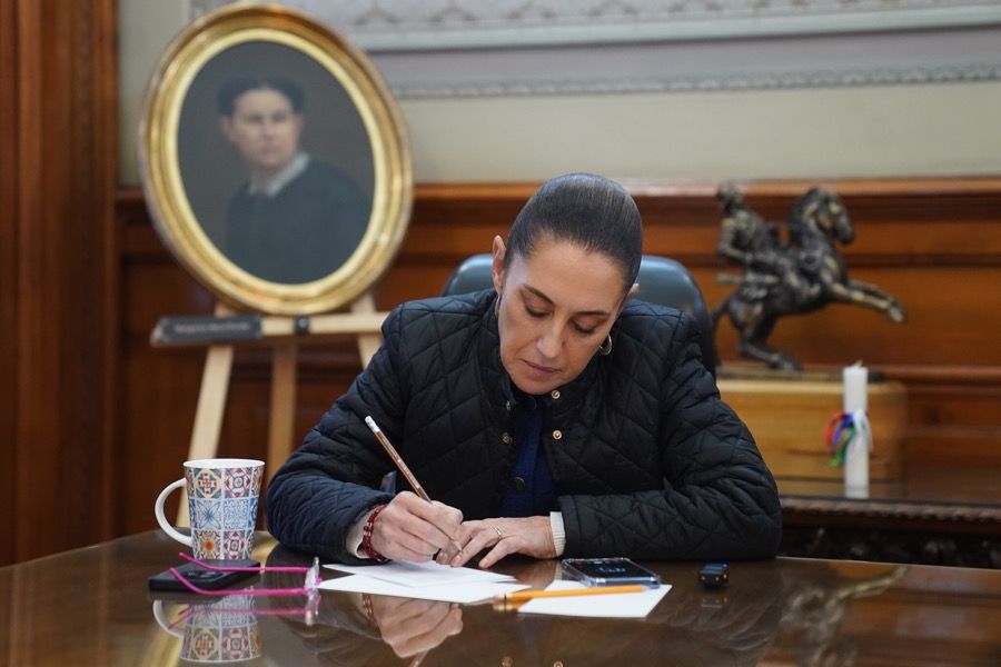 REFORMA DESCAFEINADA | La no reelección se aplicará desde 2030 y el anti nepotismo desde 2027, pero sólo para el mismo cargo (documentos)