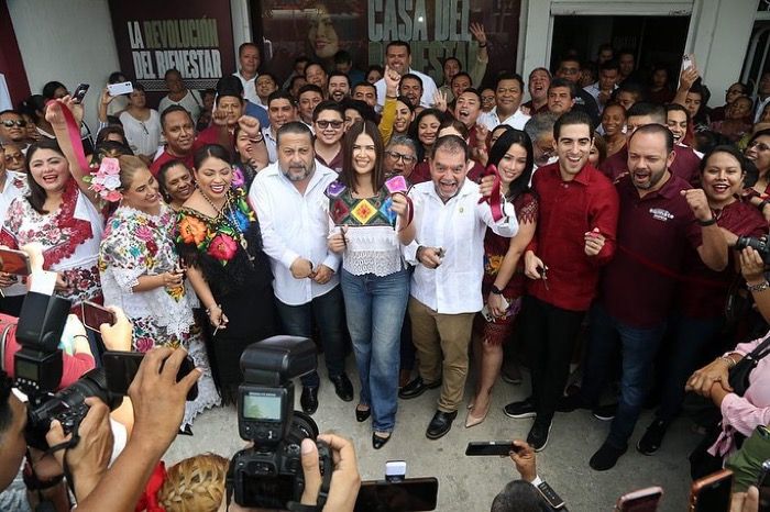 Anahí inaugura su “Casa del Bienestar”, con la mira puesta en Cancún 2027