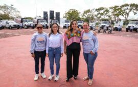 Entrega Mara 20 camiones para recolecta de basura en Chetumal