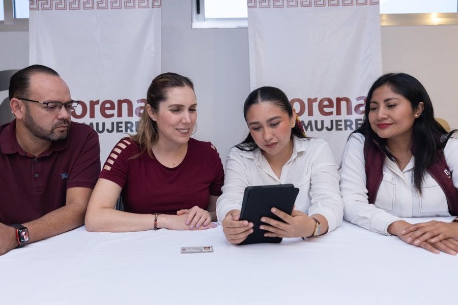 En el momento más tenso de su relación con Mara, Atenea se afilia a MORENA