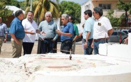 “Existe voluntad para reinstalar la estatua de Don Andrés Quintana Roo y el asta bandera en la plazoleta del Congreso”: Sanén