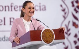 “No es de restaurantes, viajes y ropa de marca” | Claudia, durísima contra las frivolidades en MORENA