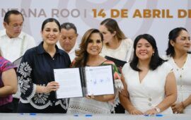 El influencer español Soy Tribu, agradece apoyo de la presidenta municipal de Playa del Carmen, Estefanía Mercado, tras sufrir robo