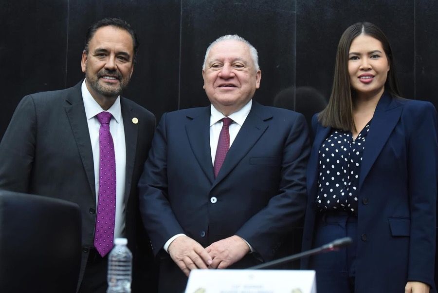 “Tu liderazgo es un ejemplo” | El Senado da reconocimiento a Rafa Marín, y Anahí deja claro que él es el principal proyecto para el 27