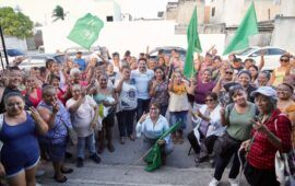 Renán Sánchez Tajonar visita vecinas y vecinos de la SM 101 en Cancún, para fortalecer el vínculo con la ciudadanía