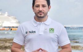 Celebra Renán Sánchez suspensión del cuarto muelle de Cozumel