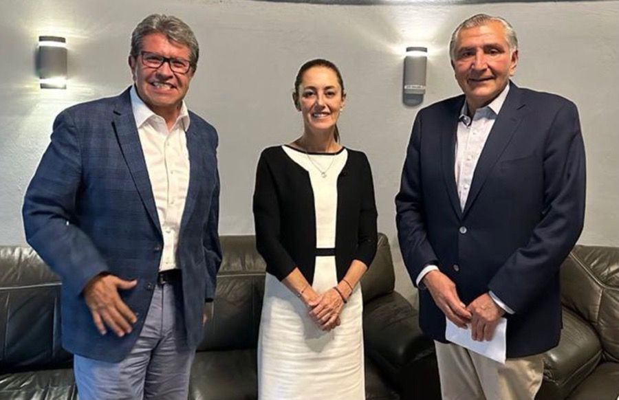 JUNTOS Y UNIDOS | Claudia, Adán y Ricardo ¿Tanto escándalo para esto?