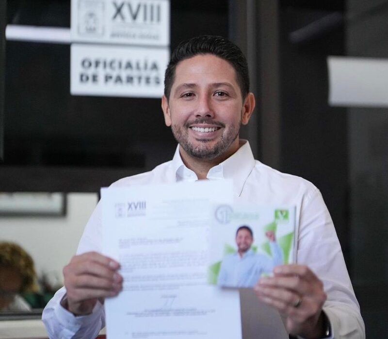 Renán Sánchez Tajonar rinde informe de su primer año legislativo