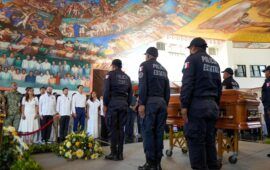 Realizan en el Congreso Guardia de Honor a Don Jesús Martínez Ross, primer gobernador constitucional de Quintana Roo