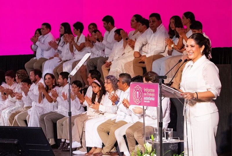 “Este es el proyecto de los que le tuercen el brazo al status quo” | Estefanía da Informe con fuerte impronta política de cara a la sucesión