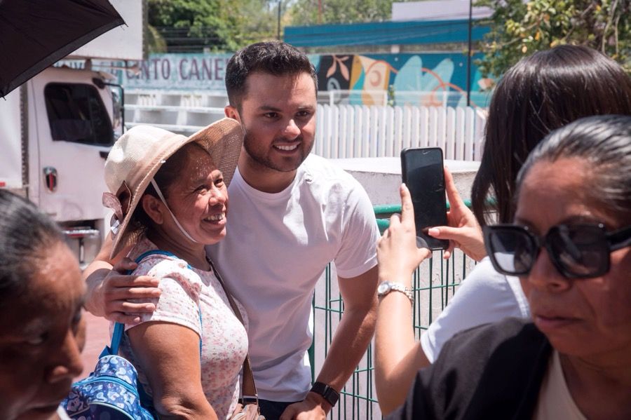 “Continúa la entrega de Comemos Tod@s beneficiando a 57 mil familias de todo Quintana Roo”: Pablo Bustamante