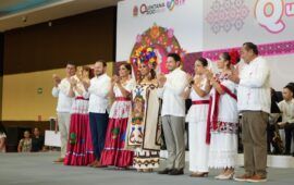 Renán Sánchez Tajonar destaca la unidad y solidaridad de Quintana Roo durante el Desayuno a la Quintanarroense 2025
