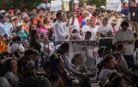 PERDIÓ 30 PUNTOS | Encuesta demuestra que MORENA no es invencible en Quintana Roo; cae fuerte luego de la crisis por Michoacán (documento)