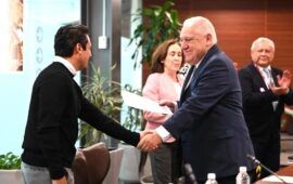 ¿RAFA SUPERDELEGADO? Las dos versiones de una jugada política extraña
